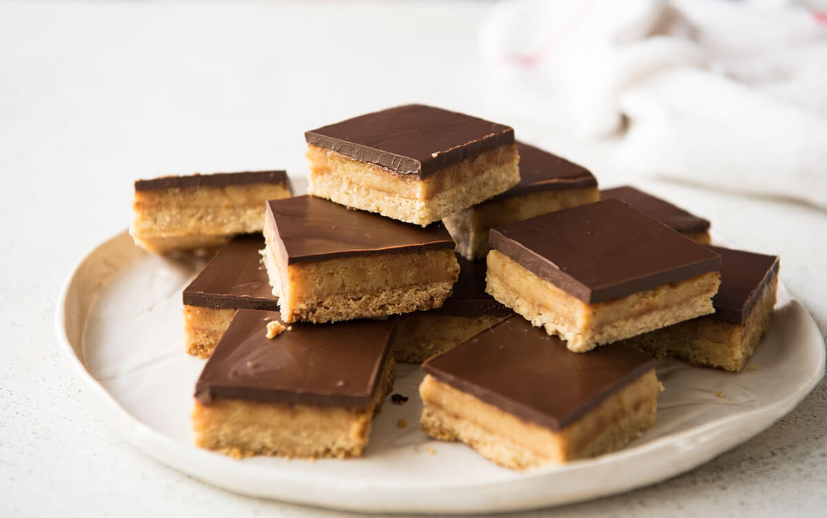 caramel-slice-video2.jpg